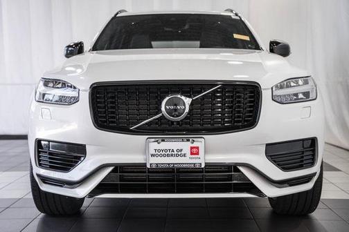 2022 Volvo XC90 Recharge Plug-In Hybrid T8 R-Design 7 Passenger
