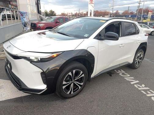 2024 Toyota bZ4X XLE