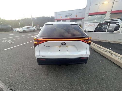 2024 Toyota bZ4X XLE