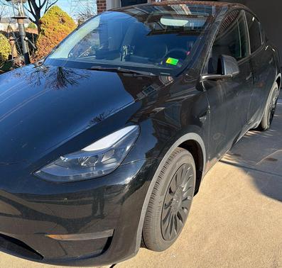 Solid Black 2023 Tesla Model Y Long Range