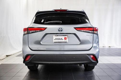 2023 Toyota Highlander Hybrid LE