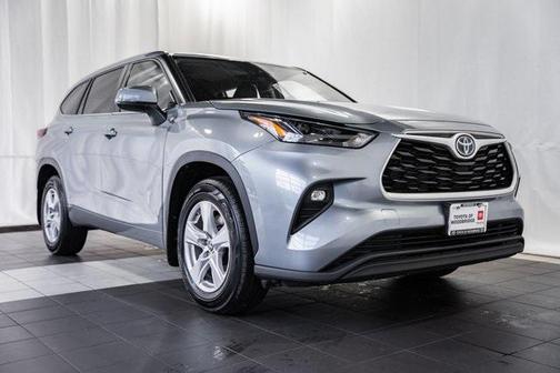 2023 Toyota Highlander Hybrid LE