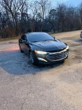 2022 Chevrolet Malibu FWD Premier