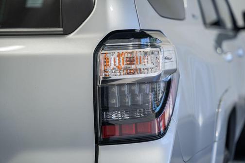 Classic Silver Metallic 2020 Toyota 4Runner SR5 Premium