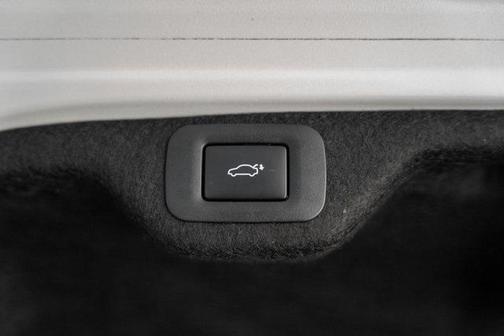 2023 Lexus ES 300h Luxury