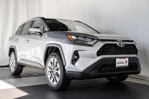 2025 Toyota RAV4 XLE Premium