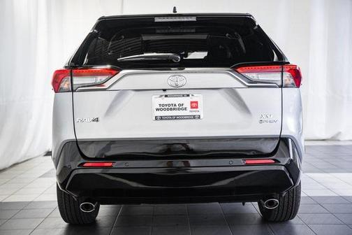2025 Toyota RAV4 Hybrid SE