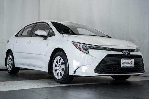 2024 Toyota Corolla Hybrid LE