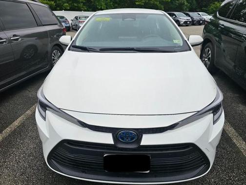 2024 Toyota Corolla Hybrid LE
