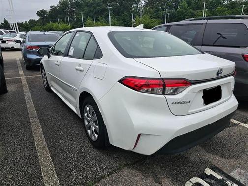 2024 Toyota Corolla Hybrid LE