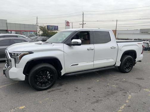 2023 Toyota Tundra Hybrid 1794 Edition