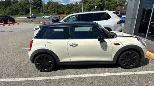 2015 MINI Hardtop Cooper