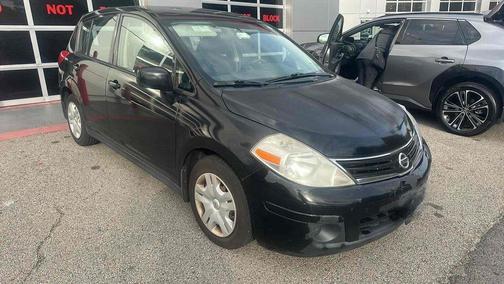 2010 Nissan Versa 1.8 S
