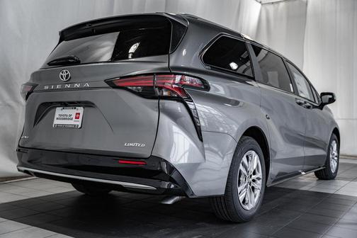 2026 Toyota Sienna Limited