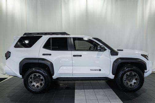 Ice Cap 2025 Toyota 4Runner Hybrid Trailhunter