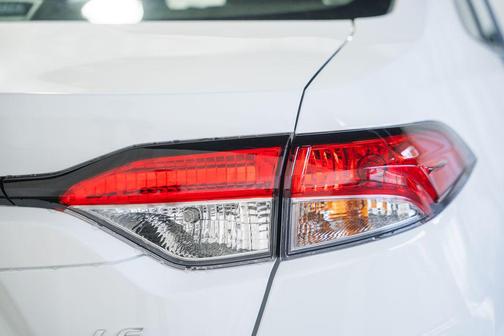 Ice 2026 Toyota Corolla LE