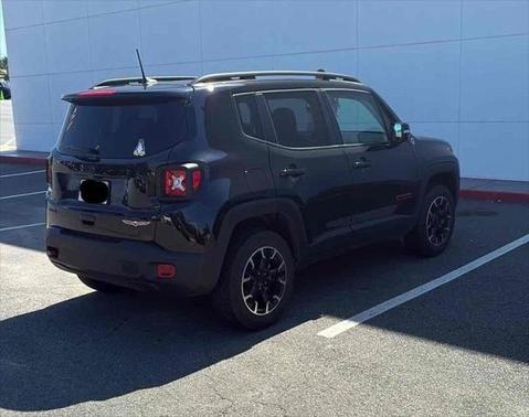 2023 Jeep Renegade Trailhawk