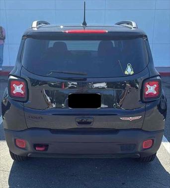 2023 Jeep Renegade Trailhawk