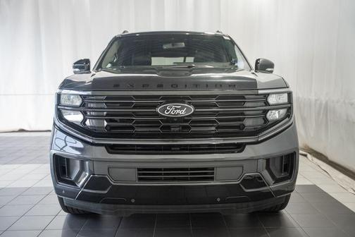 Dark Matter Gray Metallic 2025 Ford Expedition Platinum
