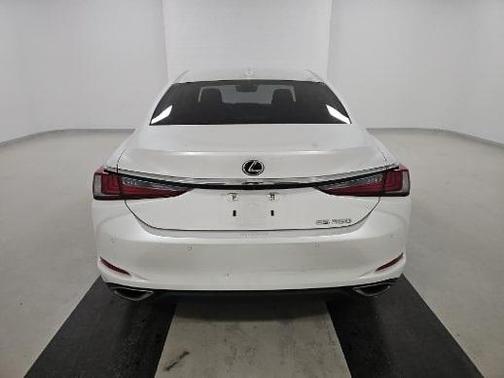 2022 Lexus ES 350 Base