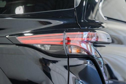 Midnight Black Metallic 2026 Toyota Sienna Limited