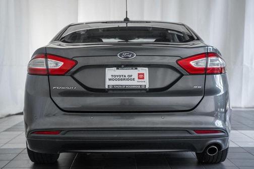 2015 Ford Fusion SE