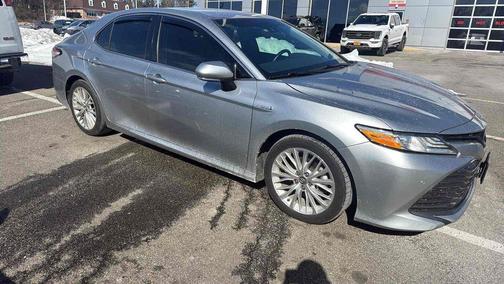 2018 Toyota Camry Hybrid XLE