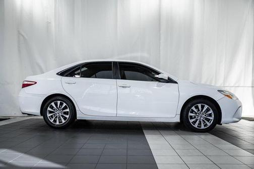 2016 Toyota Camry XSE