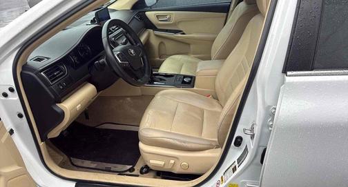 2016 Toyota Camry XSE