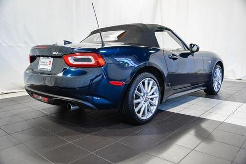 2019 FIAT 124 Spider Base