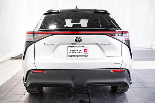2023 Toyota bZ4X Limited