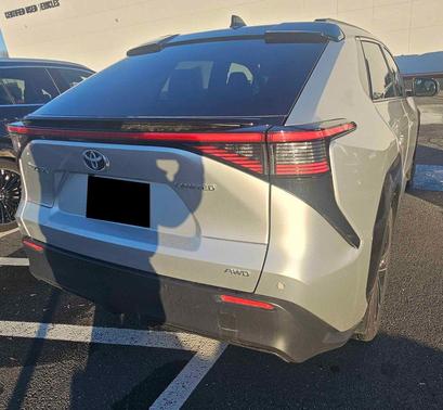 2023 Toyota bZ4X Limited