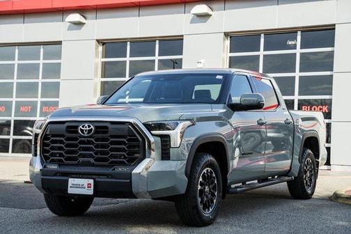 2022 Toyota Tundra SR5