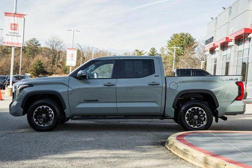 2022 Toyota Tundra SR5