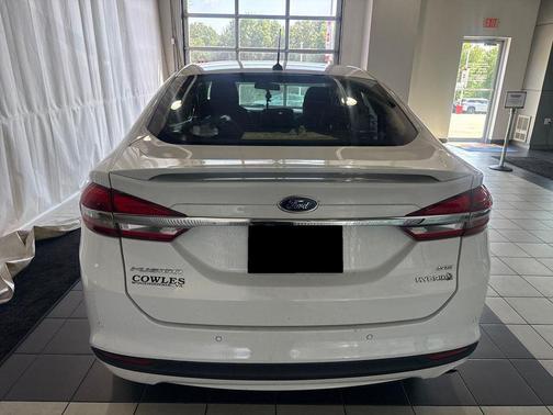 Oxford White 2018 Ford Fusion Hybrid SE