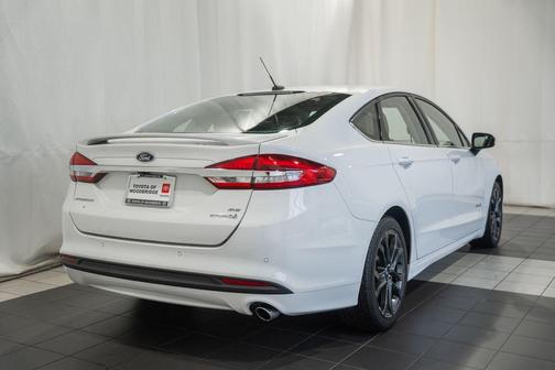 Oxford White 2018 Ford Fusion Hybrid SE