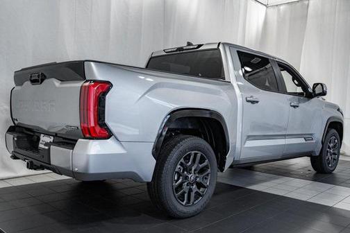 2025 Toyota Tundra Hybrid Platinum