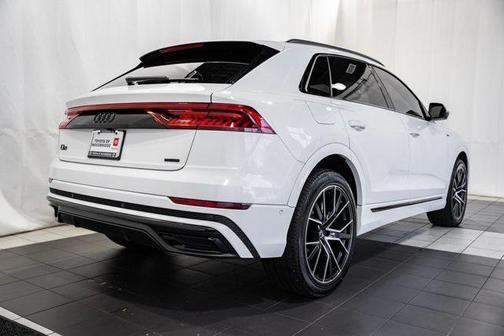 2020 Audi Q8 55 Premium Plus