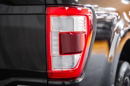 Agate Black Metallic 2023 Ford F-150 Lariat