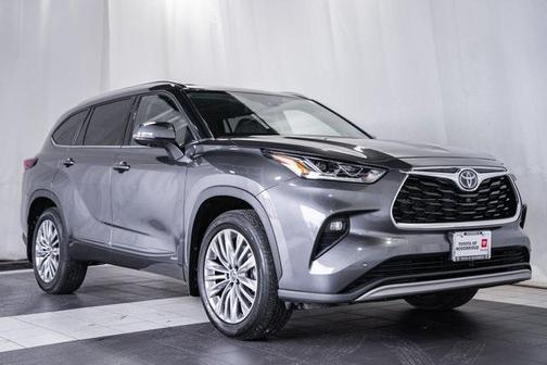 2024 Toyota Highlander Hybrid Platinum
