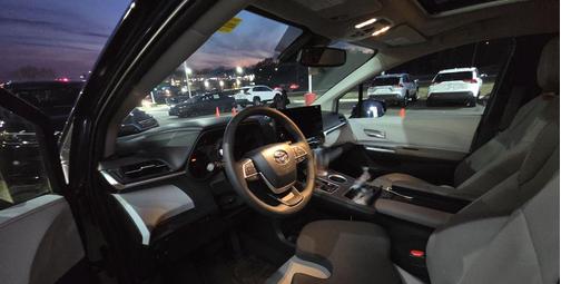 2025 Toyota Sienna XLE