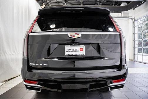 2022 Cadillac Escalade Premium Luxury