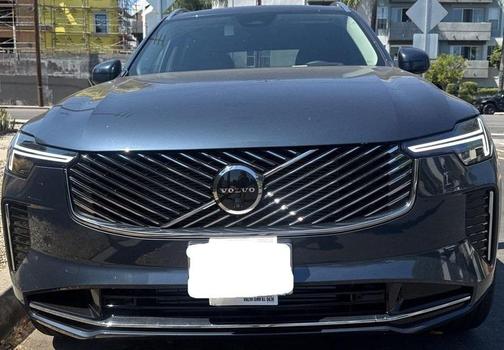 2025 Volvo XC90 Plug-In Hybrid T8 Ultra 7-Seater