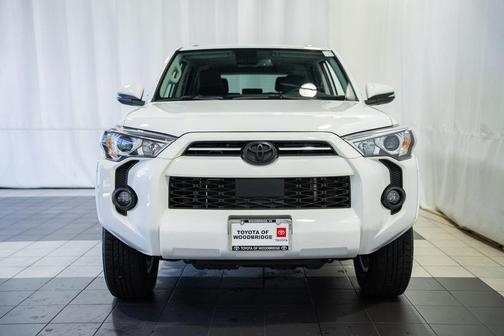 Ice Cap 2024 Toyota 4Runner SR5 Premium