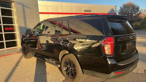 2022 Chevrolet Suburban 4WD Z71