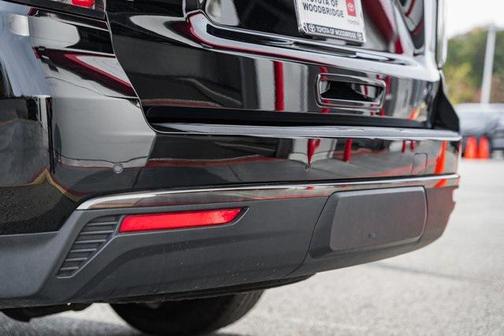 2022 Chevrolet Suburban 4WD Z71