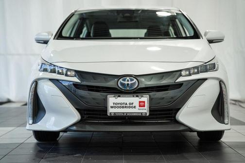 Wind Chill Pearl 2022 Toyota Prius Prime XLE