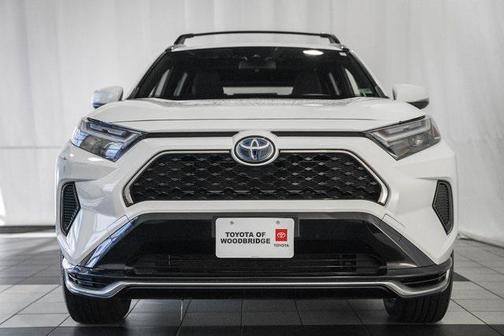 2024 Toyota RAV4 Prime SE
