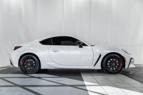 2024 Toyota GR86 Base