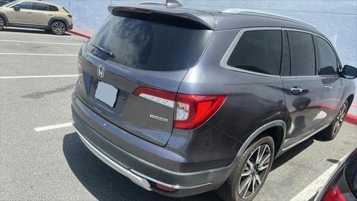 2019 Honda Pilot Touring 8-Passenger